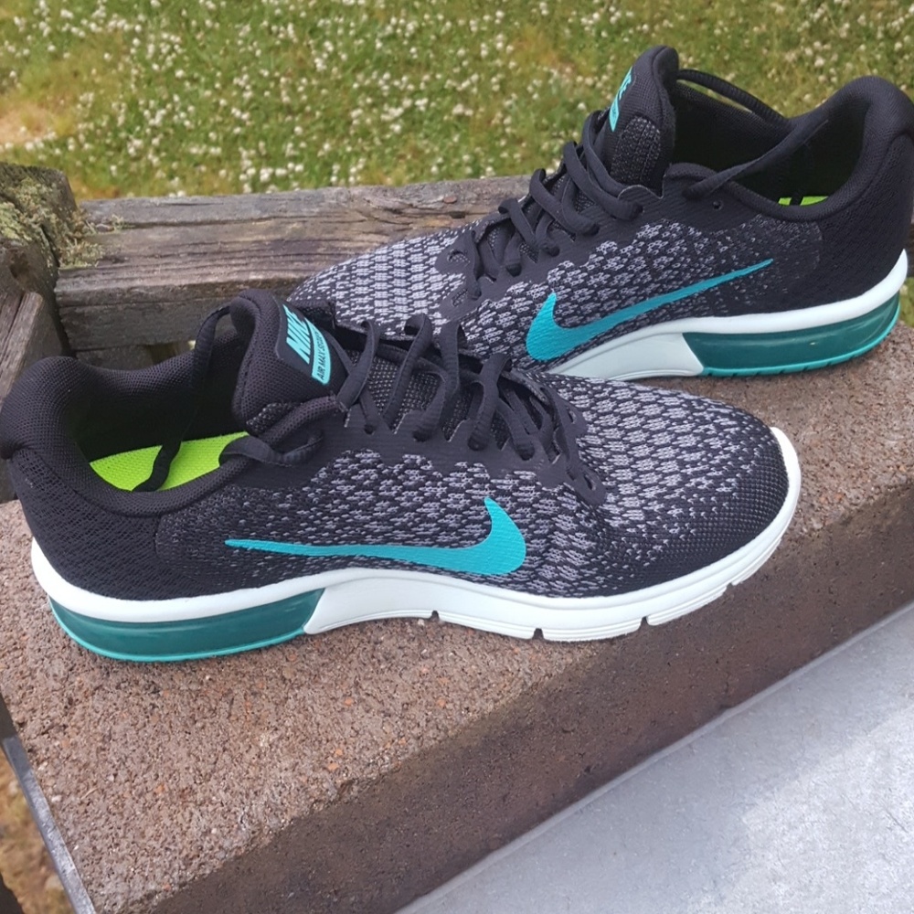 Running shoes